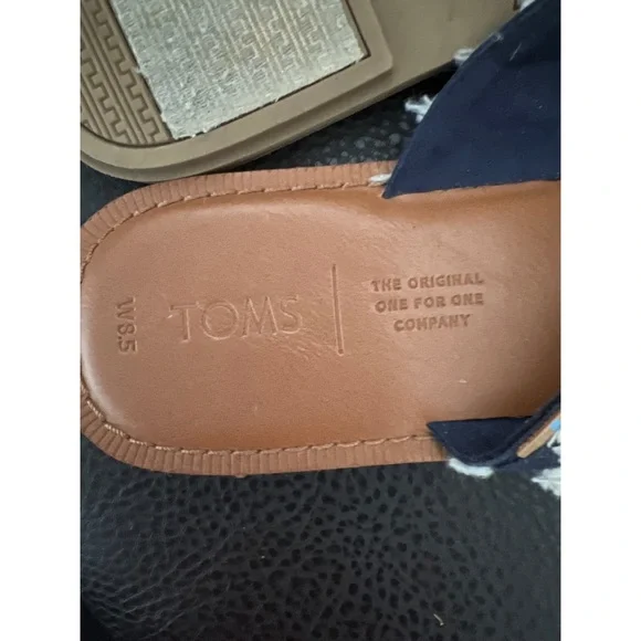 TOMS Viv sandals blue fringe Sandal Sz 8.5 - Picture 6 of 8